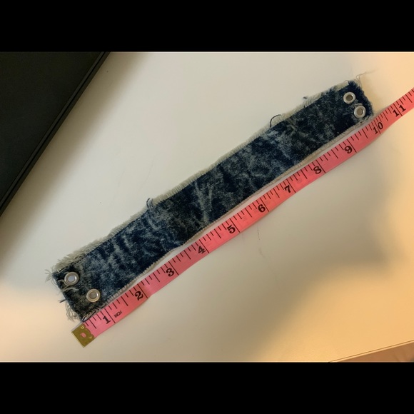 Denim Choker 💙 - Picture 4 of 4